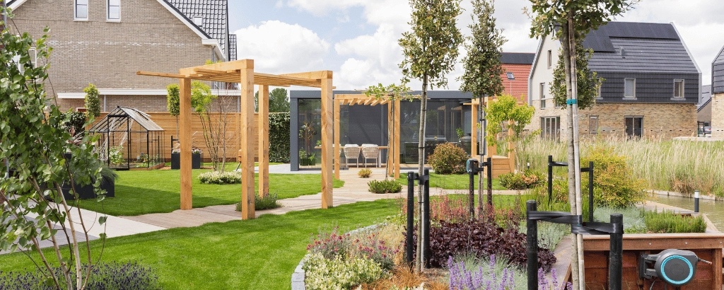 Moderne, natuurlijke tuin | Buitengewoon Wonen S2 afl. 6