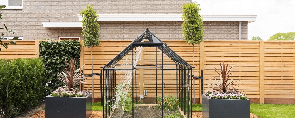 Moderne, natuurlijke tuin | Buitengewoon Wonen S2 afl. 6
