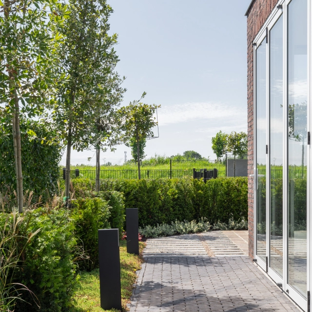 Contrast in de tuin | Buitengewoon Wonen afl. 5